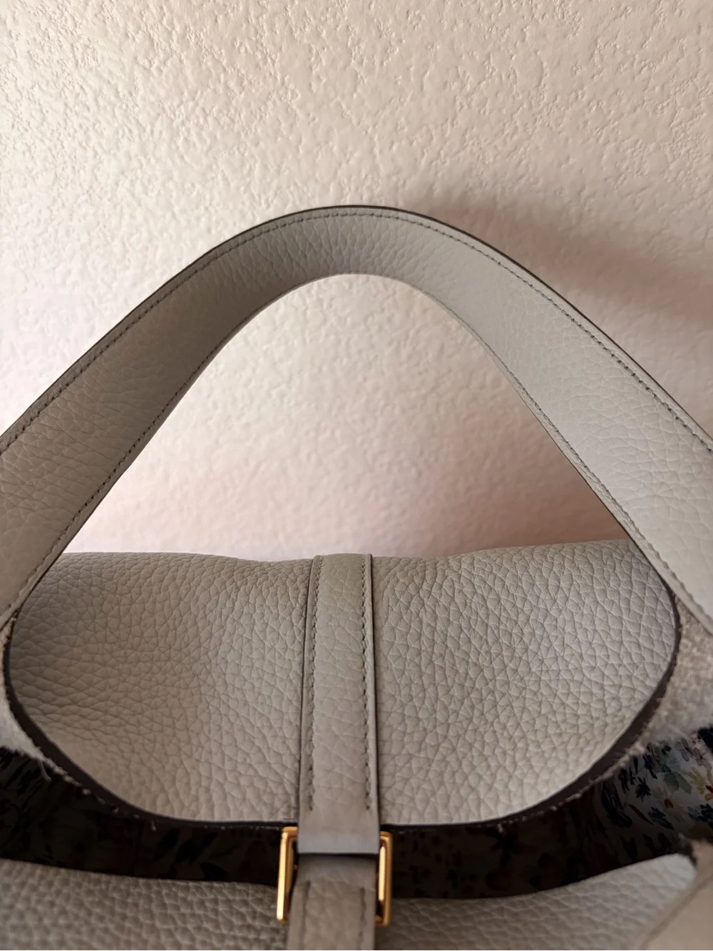 Hermes Bleu Pale Clemence Leather Picotin 22 Authentic